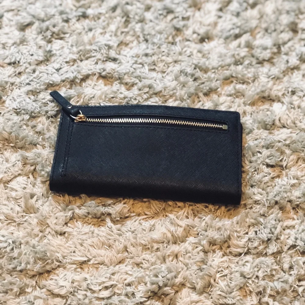 NWT KATE SPADE STACY LAUREL WAY BLACK JEWELED WALLET